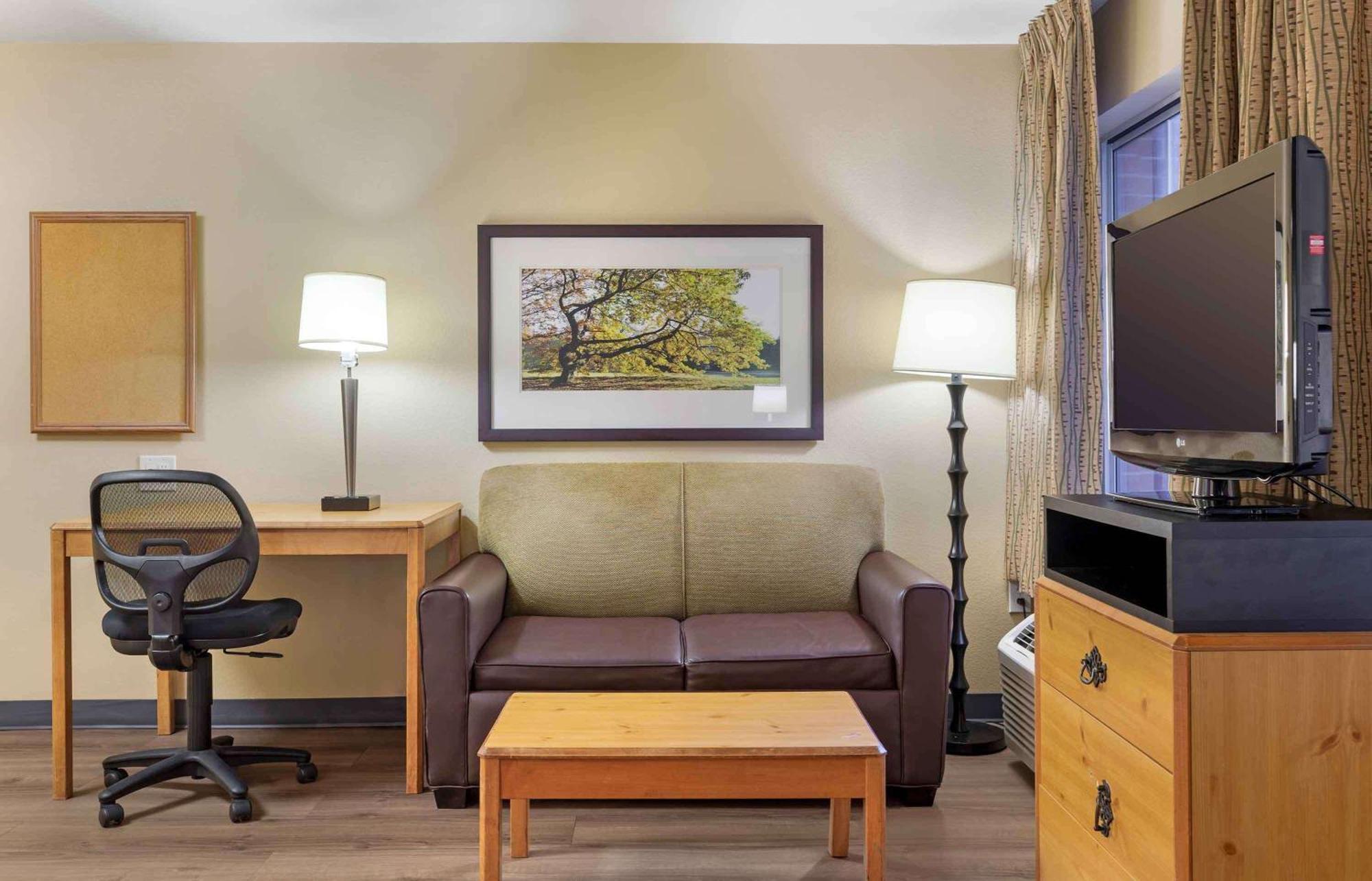 Extended Stay America Suites - Boston - Waltham - 32 4Th Ave Exterior foto